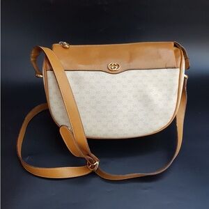 Amazing condition ⭐️Vintage Gucci GG Supreme Monogram Canvas Crossbody Bag ⭐️